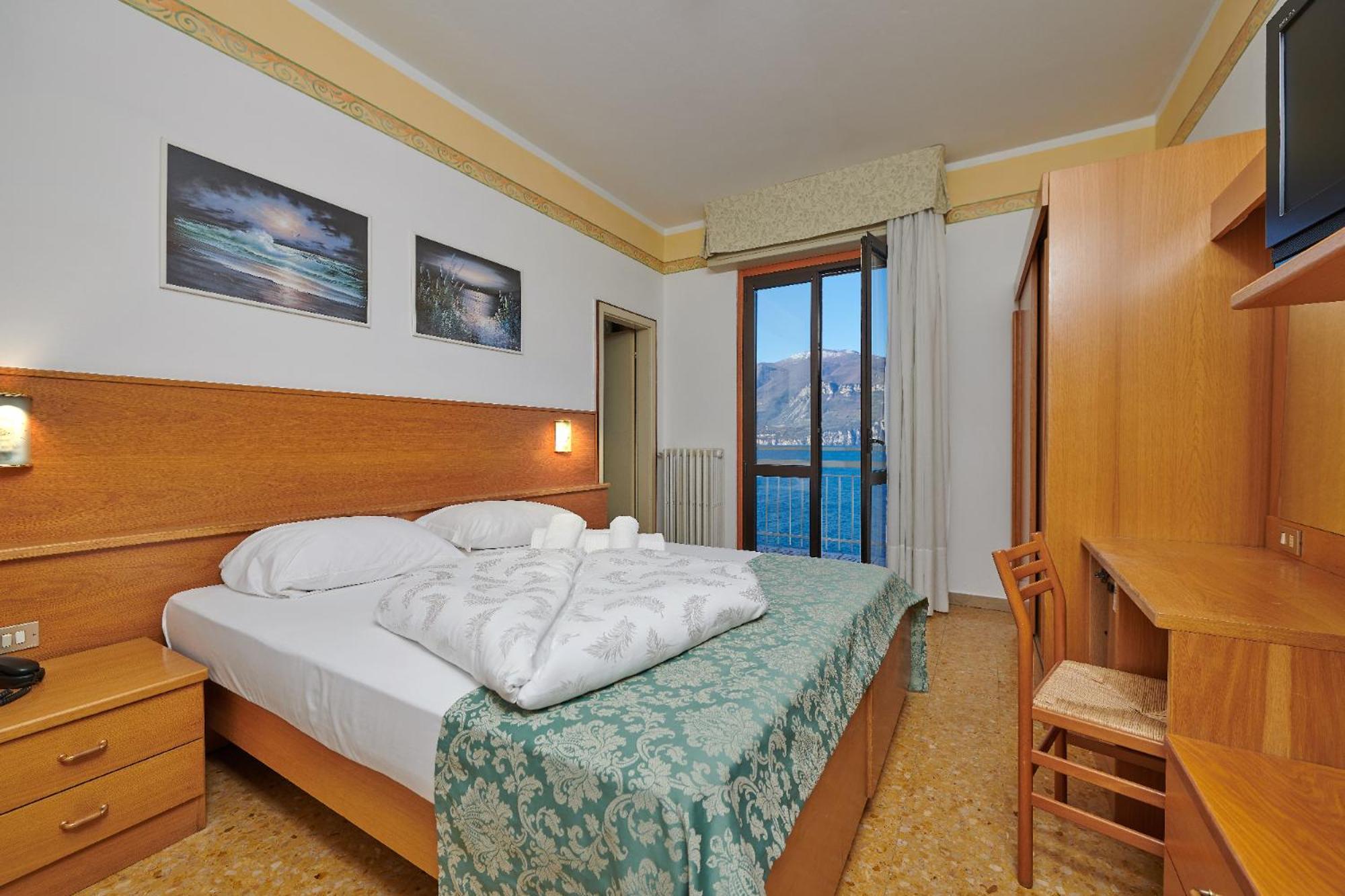 Hotel Eden Brenzone sul Garda Quarto foto