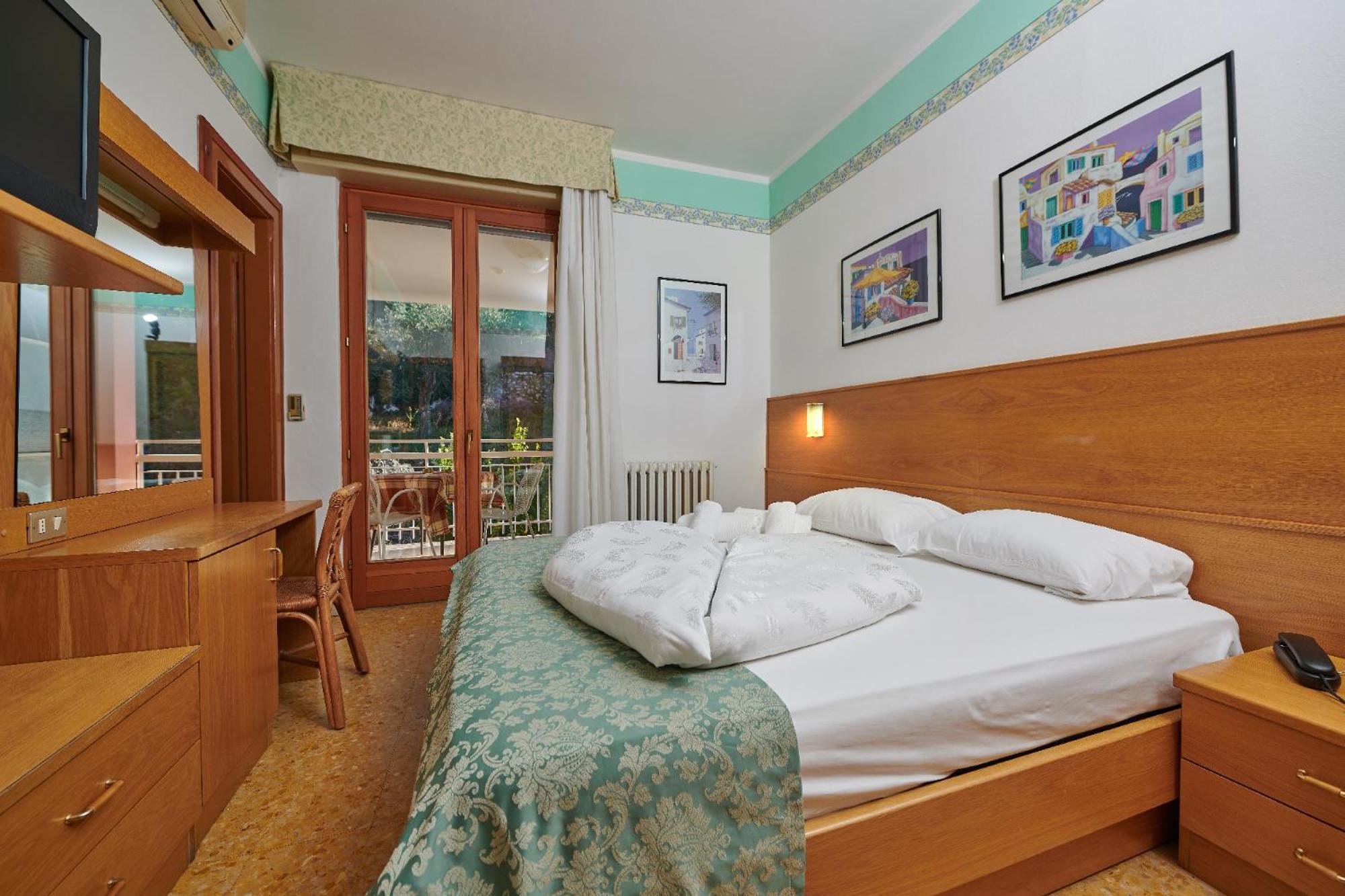 Hotel Eden Brenzone sul Garda Quarto foto