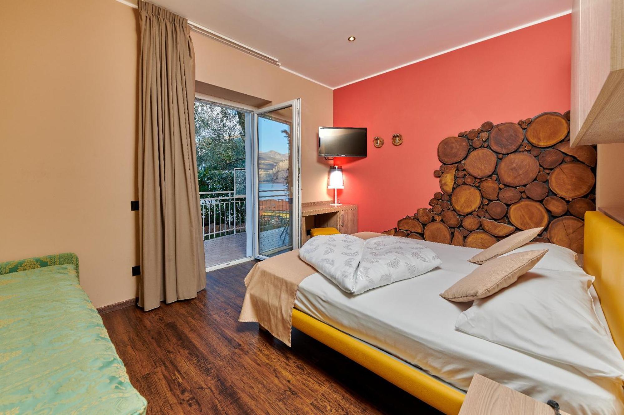 Hotel Eden Brenzone sul Garda Quarto foto