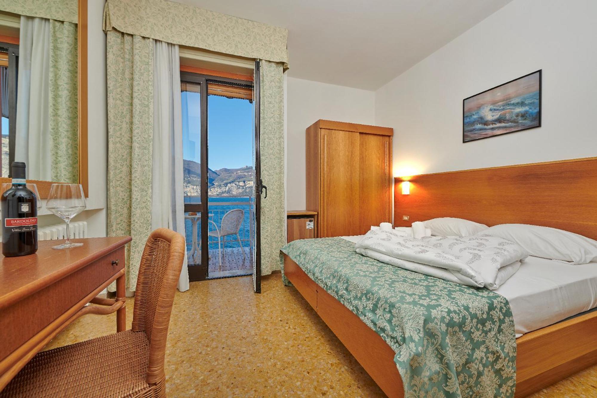 Hotel Eden Brenzone sul Garda Quarto foto