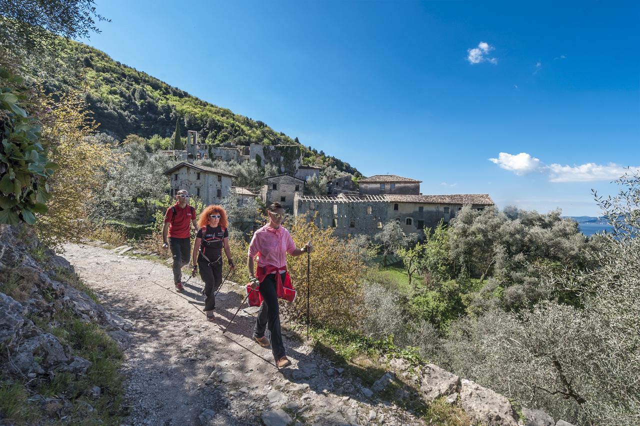 Hotel Eden Brenzone sul Garda Exterior foto
